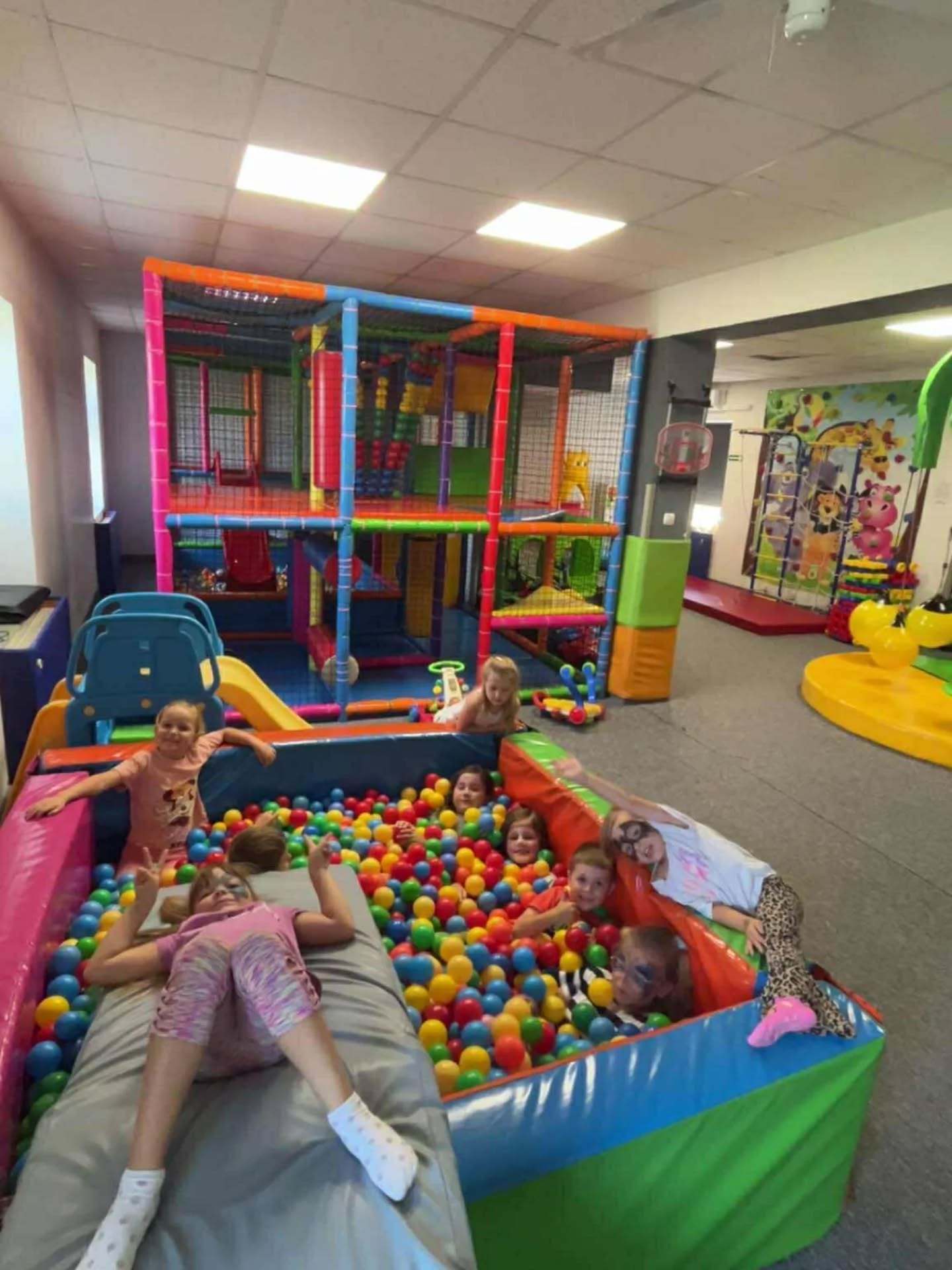 540578364_18076301929973525_8821919351303532110_n